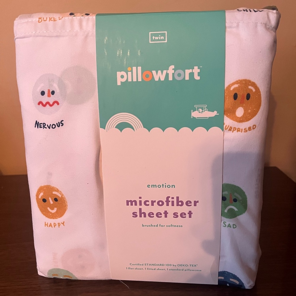 Pillowfort Emotion Microfiber Twin Sheet Set